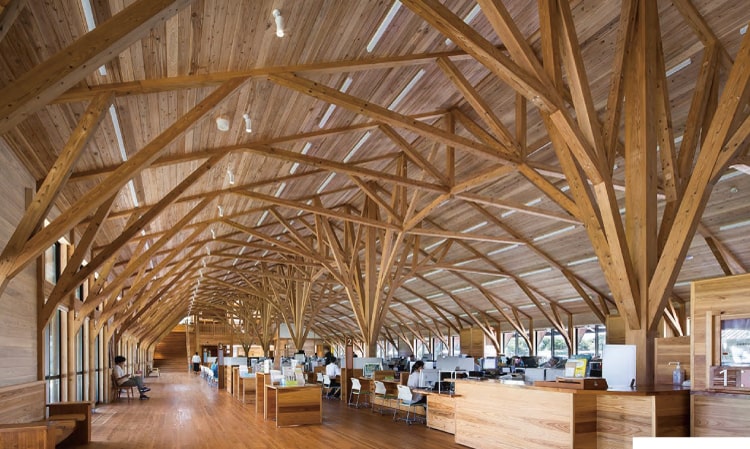 屋久島町庁舎（執務空間）